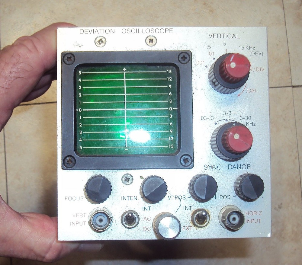 Deviation O-Scope uses a BRIMAR D7/200 type CRT tube, SLN6351 made for Motorola