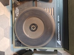 Vintage Audiotronics 300-A Record Player Portable Turntable 4-Speed – Tested WOW