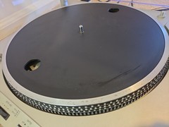 Technics SL-D205 Semi-Automatic Direct Drive Turntable Clean Tested Good