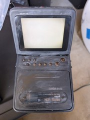 SONY GV-300 NTSC Video8 Video Walkman HiFi Stereo VCR bundle – untested, no AC