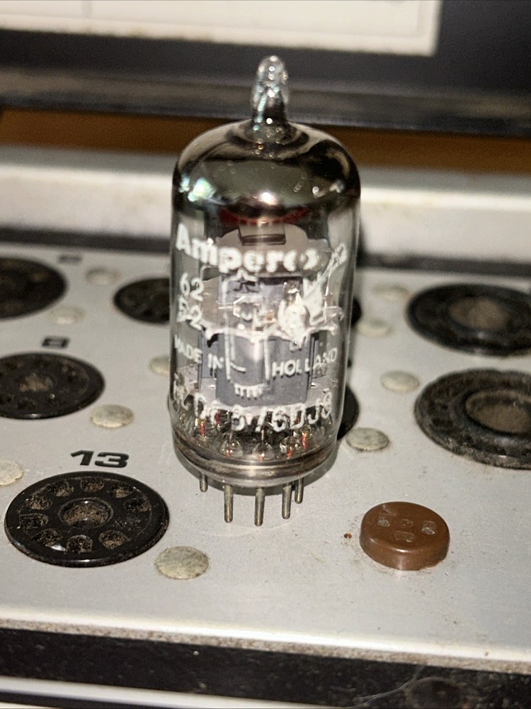 1 Amperex 6DJ8 ECC88 Bugle Boy Vacuum Tube Tested ON TC 28 MADE IN HOLLAND