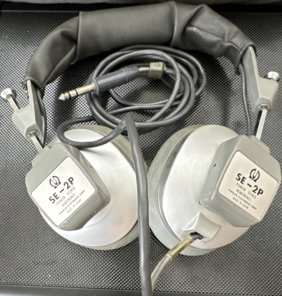 Pioneer SE-2P Vintage Gray Over-Ear Stereo Headphones 6.35mm Adjustable Headband