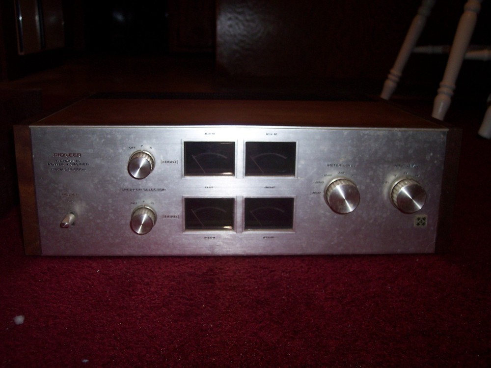 PIONEER QM 800A & QC800A VINTAGE QUAD AMPLIFIER WITH MATCHING QUAD PREAMPLIFER