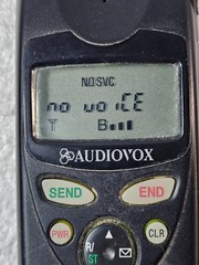 VTG Audiovox MVX-480 Analog Cell Phone w/ Charger Battery Works – No Service