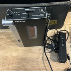 Vintage Hitachi Cassette Tape Recorder w/AC Adapter, Microphone, Bag Tested