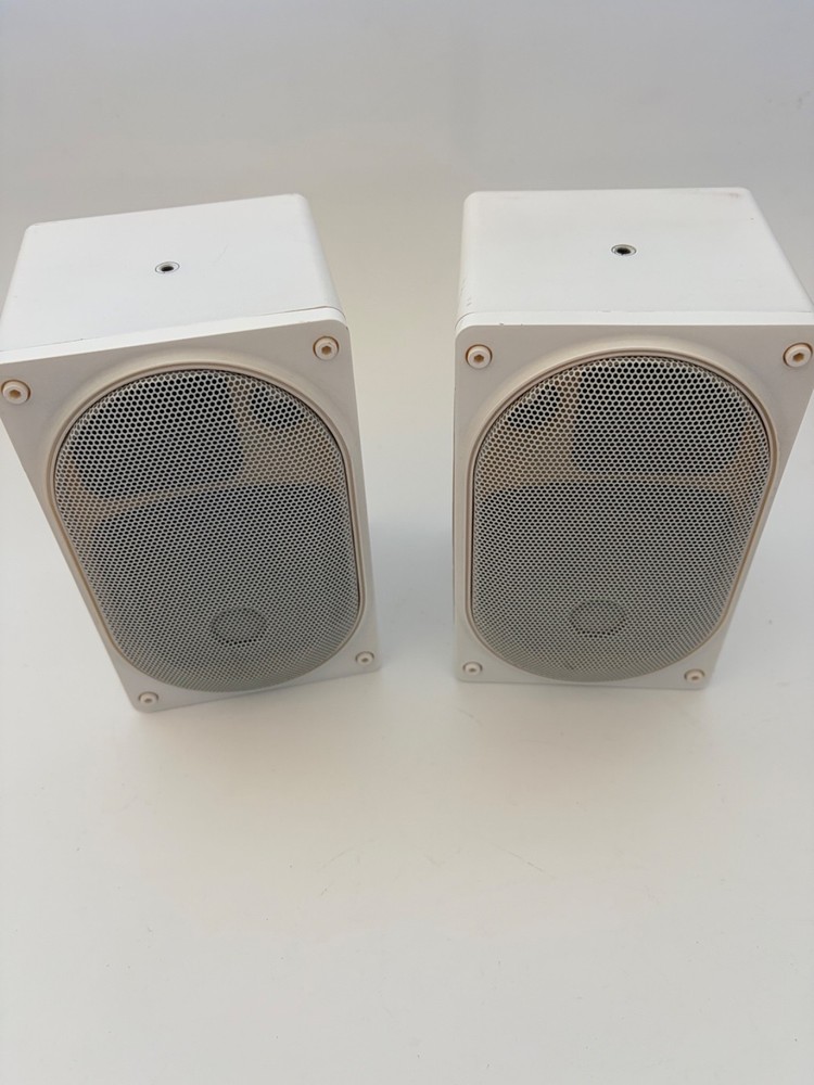 GC Electronics 30-3511 indoor/outdoor speaker home theater max power 80 watts