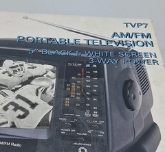 Vintage GPX Portable TV Television AM/FM Radio 5″ Black White Screen TVP7 READ