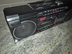 Vintage 80s GE Boombox AM/FM Stereo Cassette 4 Band EQ The Power Of Music