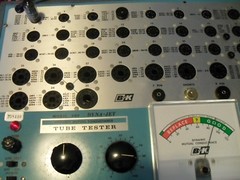 12AU6 / HF94 International NOS Vacuum Tube Tested Strong