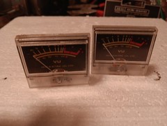 AKAI GX-210D Reel To Reel Meters