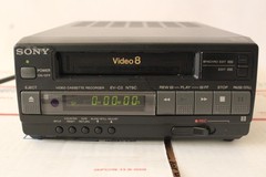 Sony EV-C3 Video8 Compact 8mm Tape Player and Recorder POWERS ON-For SPARE PARTS