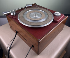 STROMBERG CARLSON PERFECTEMPO TURNTABLE