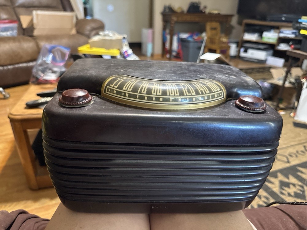 Vintage 1940s Philco Transitone Bakelite Tube Radio – Model 46-200 / 48-200