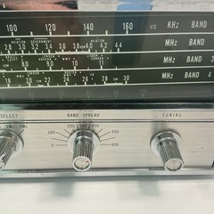 Midland International 11-500 Vintage 5-Band AM/FM/SW Radio Turns On And Working