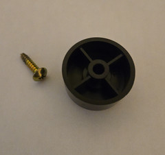 PIONEER SX-1250 / SX-1050 Receiver Foot & Mounting Screw – New Felt Pad OEM