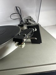 Technics SL-5300 Turntable Quartz Direct Drive Tested Working Read Description