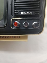 Vintage Harvest Yellow Midland International 1976 Black & White TV Mo. 15-023