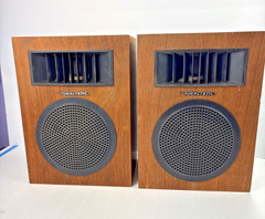 VINTAGE 70s Radio Shack Realistic Minimus-5 Tandy Wood Bookshelf Speaker 40-255B