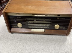 Vintage Table Top Stereo Philips B5X43A Made in Holland Lights Up 22″ x 10″
