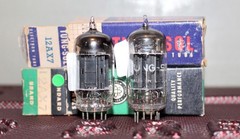 TUNG SOL USA 12AX7 ECC83 PERFECT MATCH PAIR RARE BLK PLT NOS+ NIB 1940’S