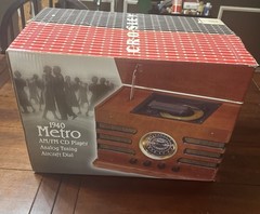 Crossley Stereo Model: CR19CD. FM 88. AM 525. Hidden CD PLAYER BRAND NEW IN BOX