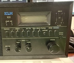 KLH Model 100 AM/FM Table Radio Good Working Shape