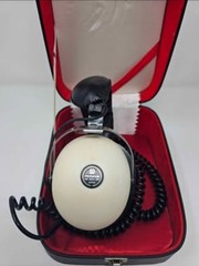 VINTAGE 1970s PIONEER SE-30A Headband Over Ear 8 ohm Stereo HEADPHONES with Case