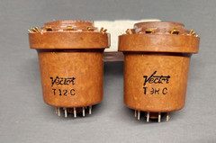 Vector T-12-C Compactron & T-9R-C Novar Socket Adapter Pair – Verified