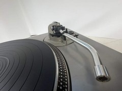 Technics SL-1700 Direct Drive Turntable Tested Working No Dust Cover – DeoxIT Se