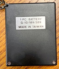 Rare Working Vintage Miniature Key Ring Calculator – Taiwan – Needs Battery