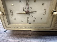 VTG 50’s Bulova Clock Radio Model 100 Made In USA Tested Radio