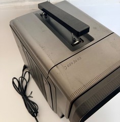 Vintage Quasar Portable Television XP1777PE 7″ – Works Black And White