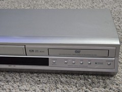 Toshiba SD-V392 SU2 DVD VCR Combo Player Recorder TESTED & WORKS No Remote