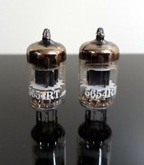Matched Pair (2) NOS/NIB Mullard 5654/6AK5/EF95/M8100 BLACK HOLE plate tubes