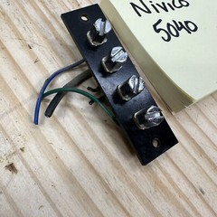 Nivico JVC Receiver 5030u 5040u Parts – Speaker Output Connector Screws
