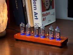 Nixie clock kit. 6 x 14 tubes. No soldering. Everything included. Wood case.