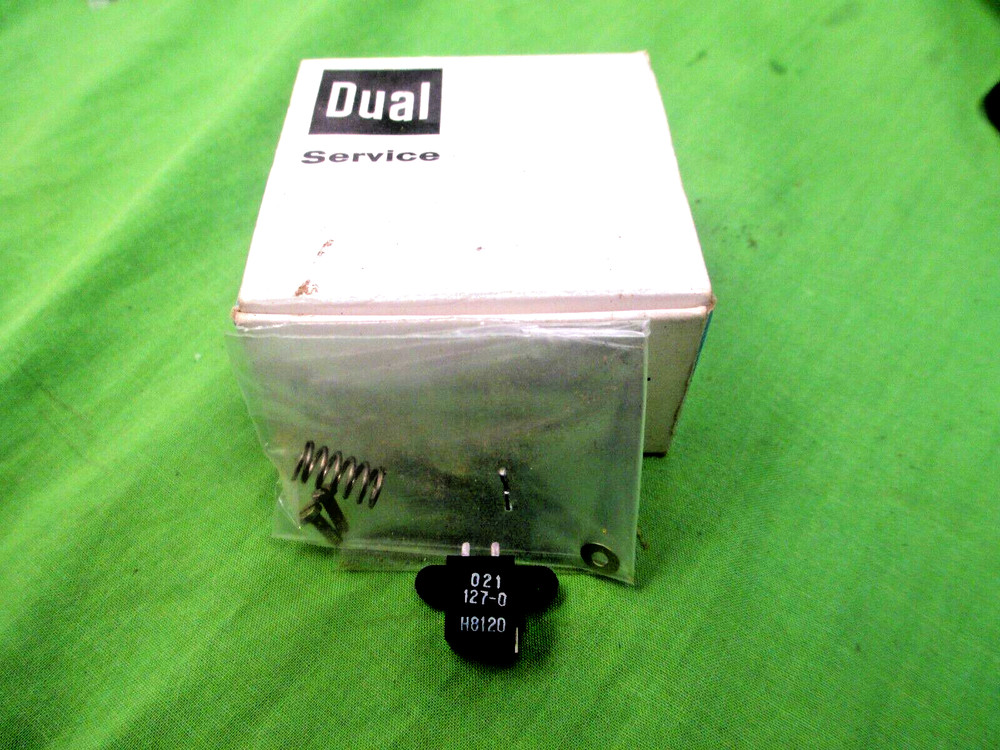 DUAL C 809 CASSETTE ERASE HEAD & MOUNT SCREW PT # 247-676 NEW NEVER MOUNTED