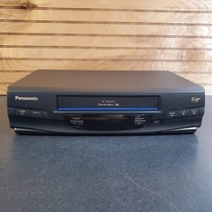 Panasonic Omnivision Blue Line VHS/ VCR Plus Player PV-V4020 Tested With Video