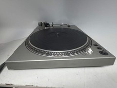 Technics SL-1700 Direct Drive Turntable Tested Working No Dust Cover – DeoxIT Se