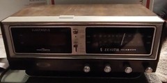 Vintage Zenith Circle of Sound AM/FM Clock Radio (K472W) – Working Radio, 1970s