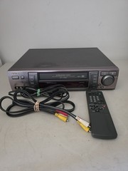 Aiwa: HV-MX100U – VHS Multisystem – PAL NTSC – Remote – Parts or Repair Only