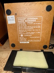 Philco • Wooden Cathedral AM/FM Radio Book Ends • H11″ x W10.5″ x D5.5″