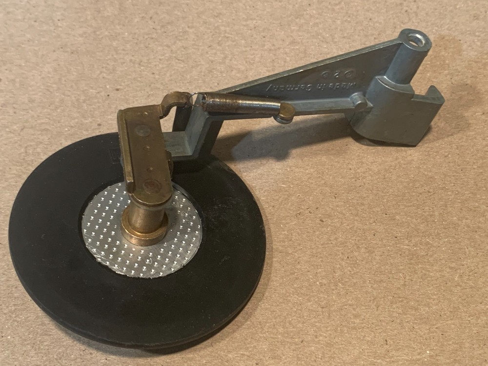 Dual 1229Q Vintage Stereo Turntable – Parting Out – Idler Wheel + Mount