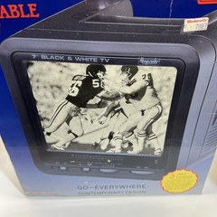 Vintage Rhapsody Model TV– 647 Rechargeable Portable 7 Inch