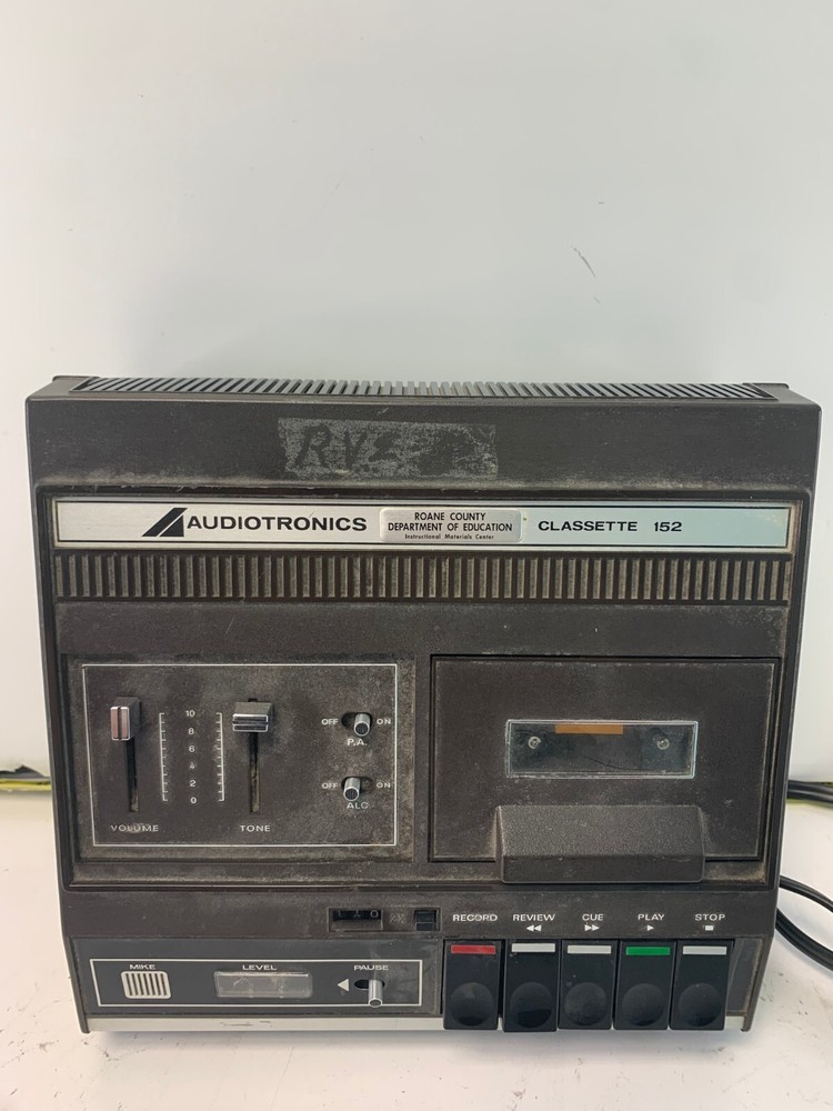 Audiotronics Classette 152 Cassette Tape Recorder