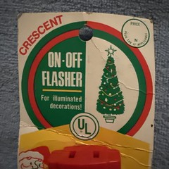New Vintage Crescent On-Off Flasher Christmas Tree Light Plug 100 Watts