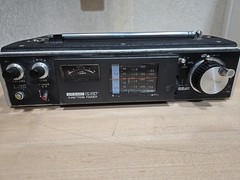 Vintage Sony ICF-8500 5 Band AM/FM Radio Receiver Powers On Parts Repair AS-IS