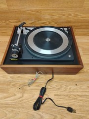 Dual 1209 Turntable – Powers On – No Headshell – PARTS OR REPAIR *READ Descript*