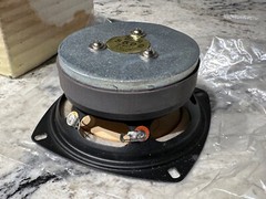 CALRAD S502 5 Watt 8 ohm 4″ Speaker/Tweeter Vintage Radio NOS Made in Japan IOB
