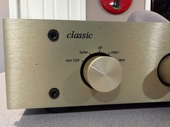 Conrad Johnson Tube Pre-Amplifier in good condition. Works.